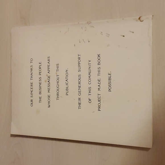 A Treasury of Kitchen Know How and Outstanding Recipes from Sonoma County - Picture 2 of 2